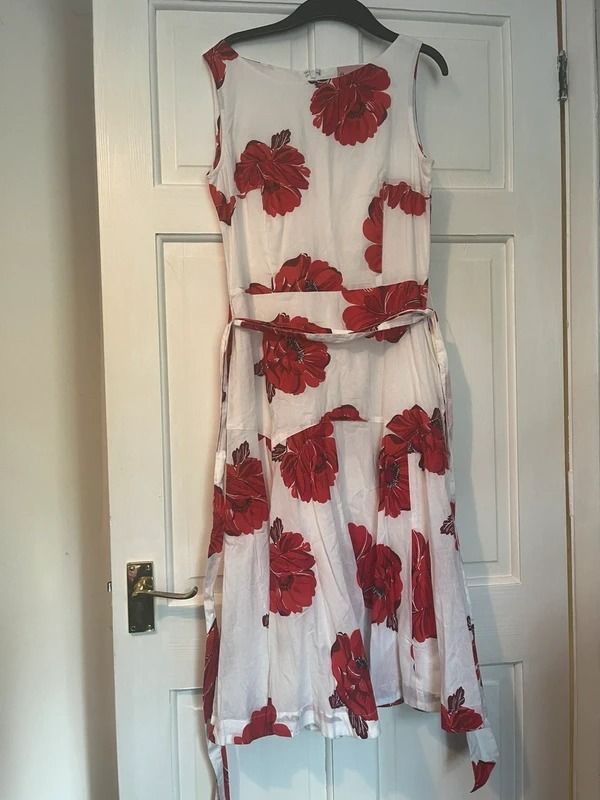 Phase Eight sleeveless floral dress 2